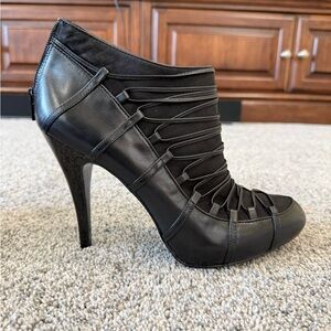 NWOT Carlos Santana Boots Womens Black Lovage Heeled Ankle Bootie Leather US 10